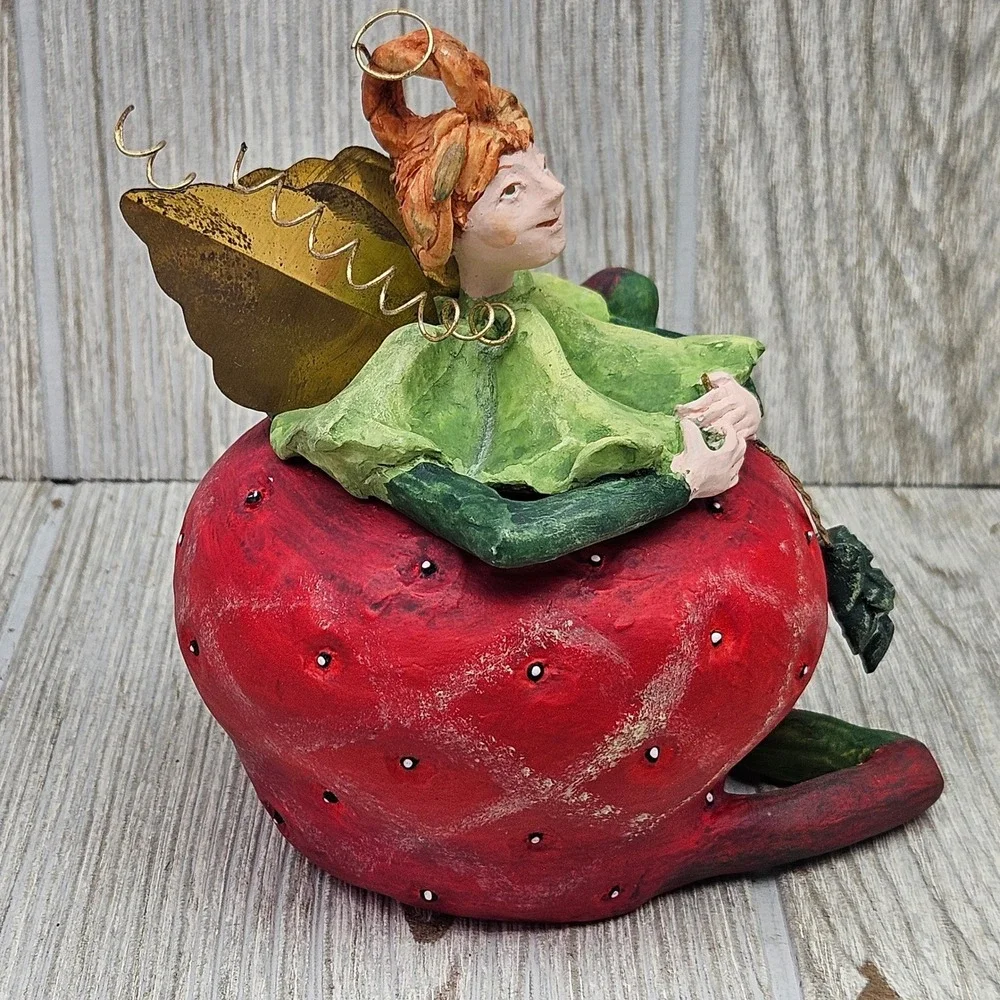 Patience Brewster Dept 56 Tutti Fruitti Strawberry Fairy Trinket Box Figurine
